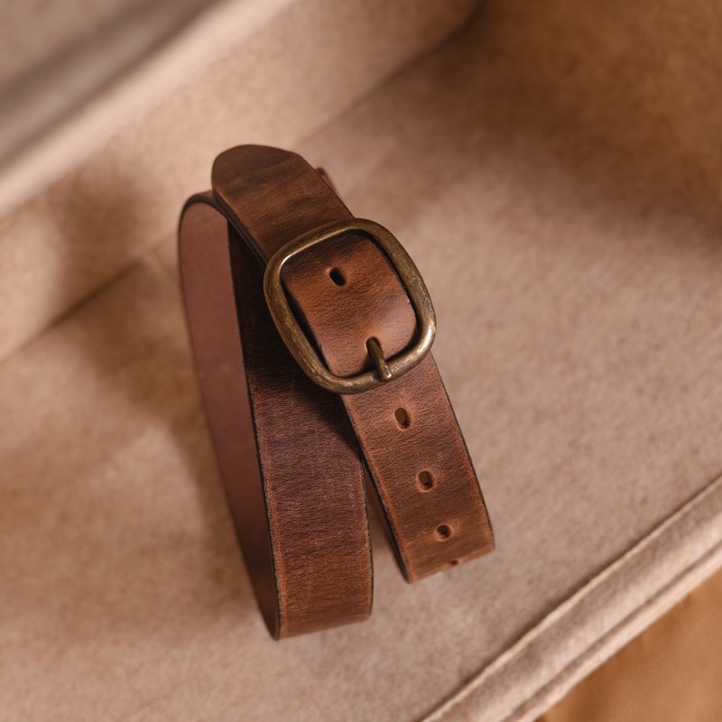 Artisana leather belt in distressed brown with antique brass buckle
